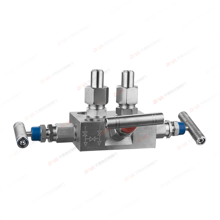 Needle type instrument valve