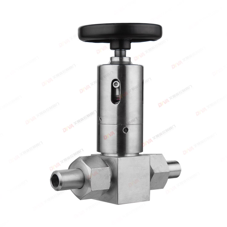 Needle type instrument valve