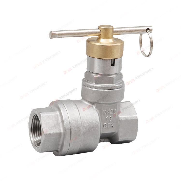 Magnetic soft gate valve